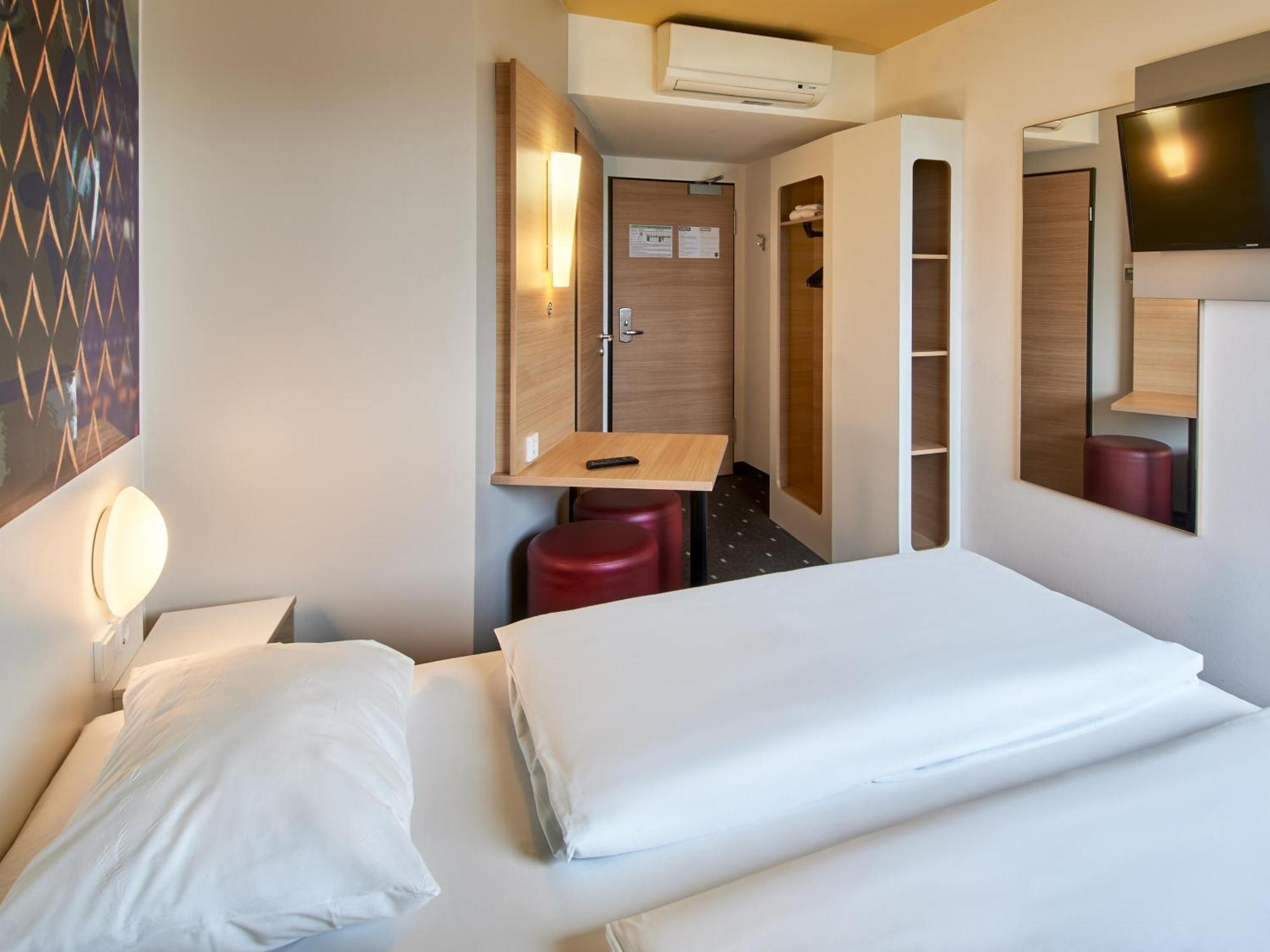B&B Hotel Frankfurt-Nord Francfort-sur-le-Main Extérieur photo
