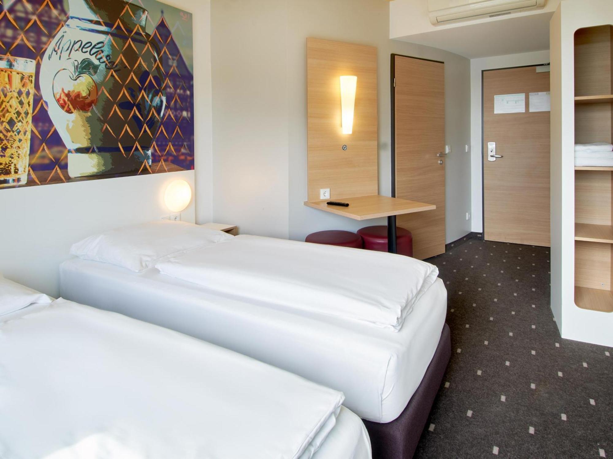 B&B Hotel Frankfurt-Nord Francfort-sur-le-Main Extérieur photo
