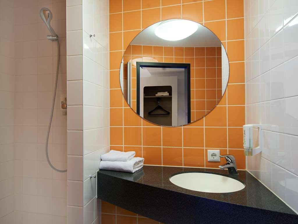 B&B Hotel Frankfurt-Nord Francfort-sur-le-Main Chambre photo