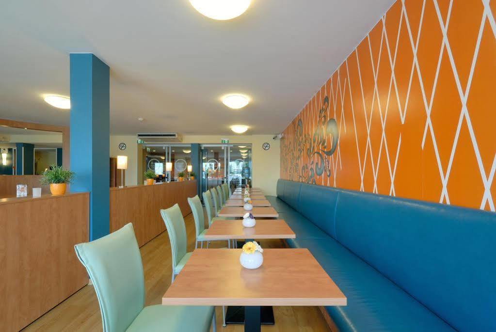 B&B Hotel Frankfurt-Nord Francfort-sur-le-Main Extérieur photo